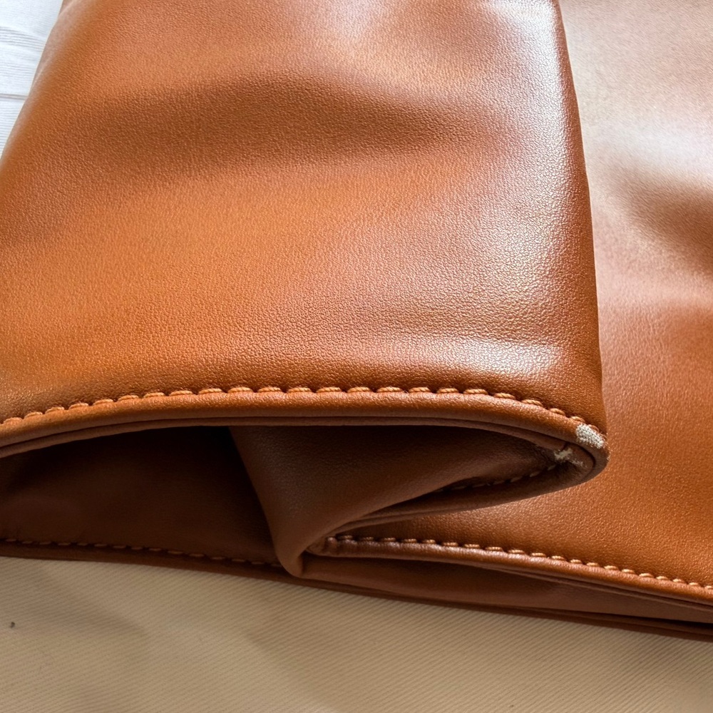 Telfar Tan Tote Bag Medium - Picture 5 of 11